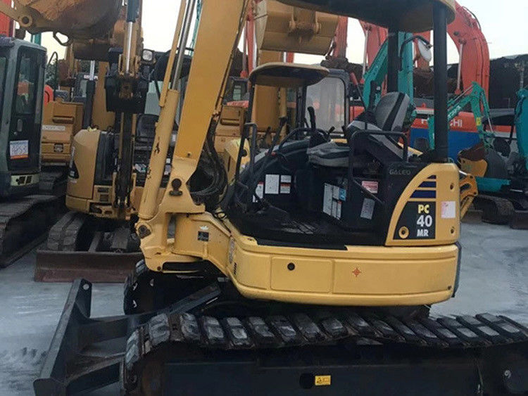 İyi bakımlı kullanılmış mini komatsu pc40 ekskavatörü açık kabin pc 40 4 tonluk küçük kazıcı satılıyor pc40mr