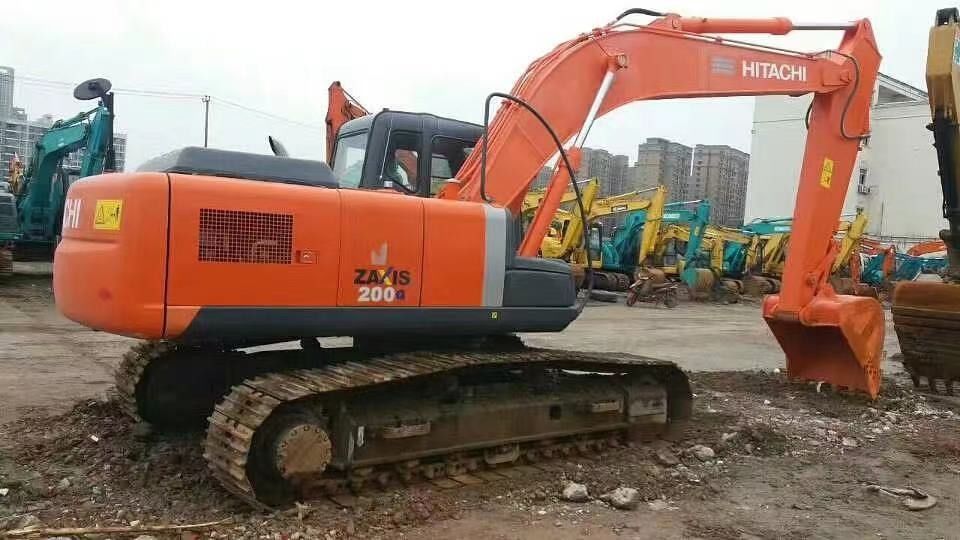 20 TON kullanılmış Hitachi ZAXIS 200 backhoe yükleyici kazıcı madencilik ağır ekipman kazıcı torbacı ZX200 İyi durumda Son Fiyat Exc