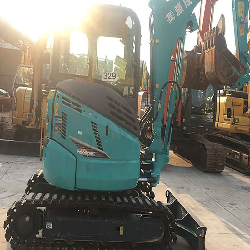 Kobelco SK200 Kullanılmış orijinal Kobelco SK30 Orijinal Yüksek Performanslı Mükemmel Çalışan Kazı Makinesi Mimarlık için En İyi