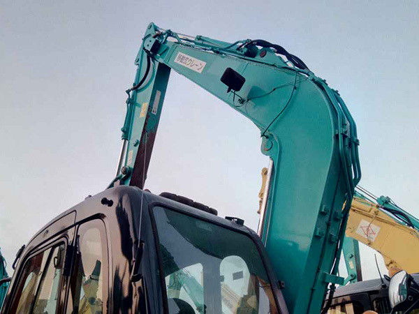 Kobelco SK200 Kullanılmış sürünen kazma makinesi iyi durumda Kobelco70 uygun fiyat satılık/eski el Japon motoru SK70 Kobelco 70
