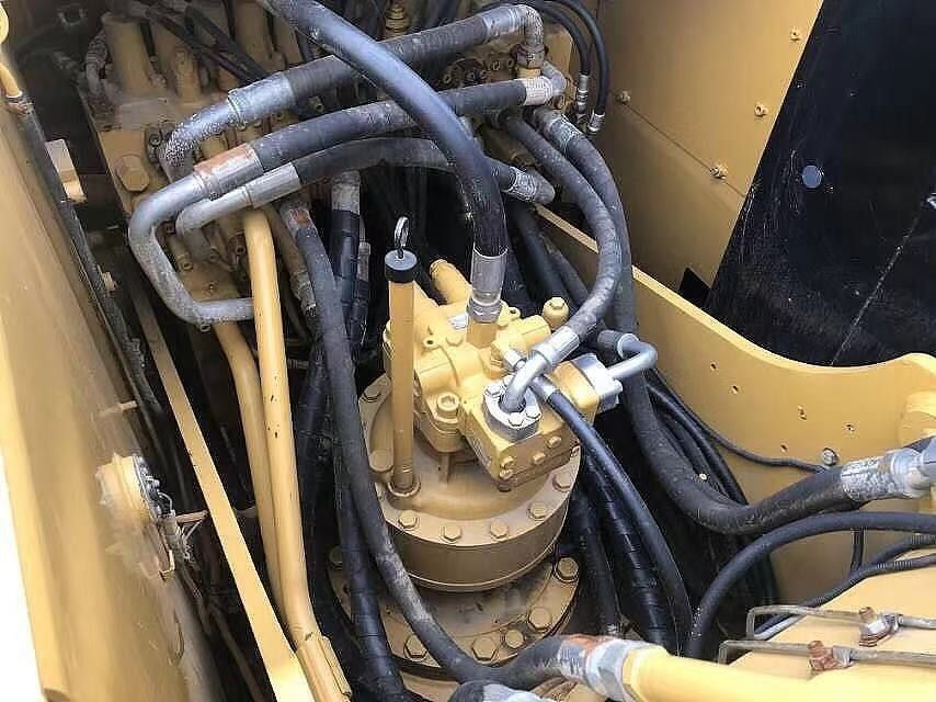 Satılık CAT323 kullanılmış kazık makinesi iyi durumda,iyi fiyat kullanılmış kazık makinesi