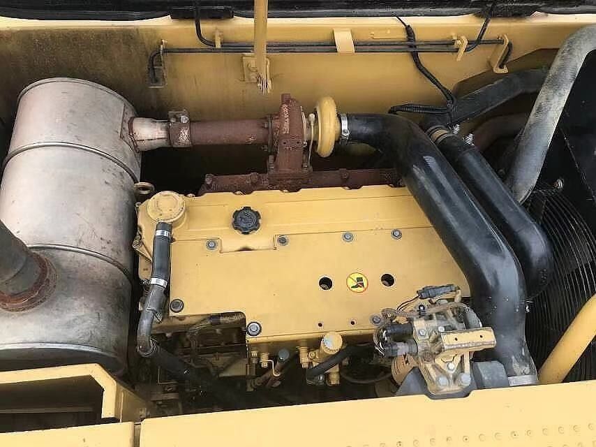 Satılık CAT323 kullanılmış kazık makinesi iyi durumda,iyi fiyat kullanılmış kazık makinesi