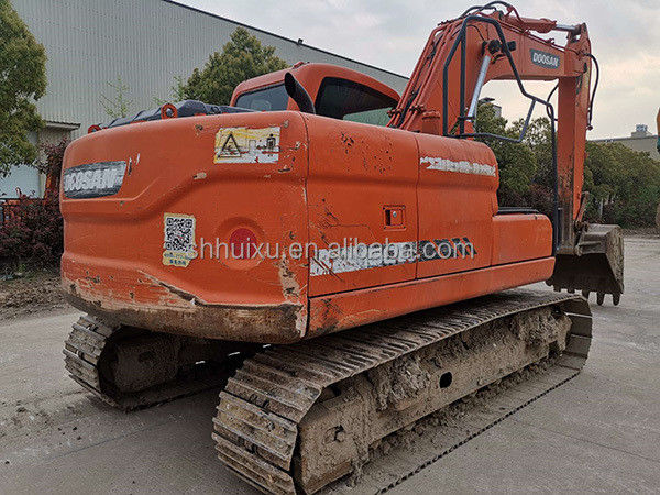 Satılık ikinci el Kalite DOOSAN DX150 düşük fiyatlı kazıcı/kullanılmış hidrolik sürünen kazma makinesi Doosan DX150