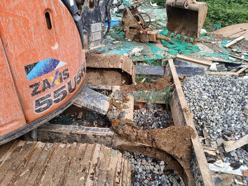 Hitachi stokta kullanılmış Hitachi EX55 mini kazıcı satılıyor ikinci el hitachi mini kazıcı EX55 iyi durumda