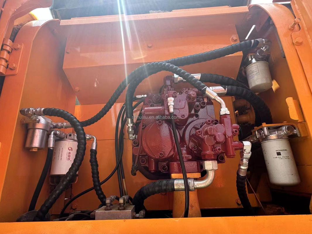 İkinci el kaliteli tekerlekli kazıcı HYUNDAI210W 21T Satılık kullanılmış kazıcı kazma makinesi
