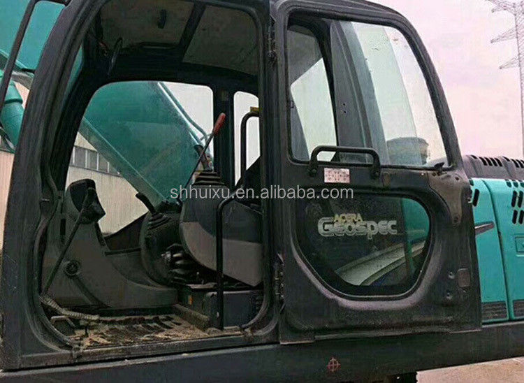 Kobelco SK200 En çok satan ikinci el sürünen kazma makinesi Kobelco SK210-8İyi kaliteli kullanılmış kazma makinesi satılıyor