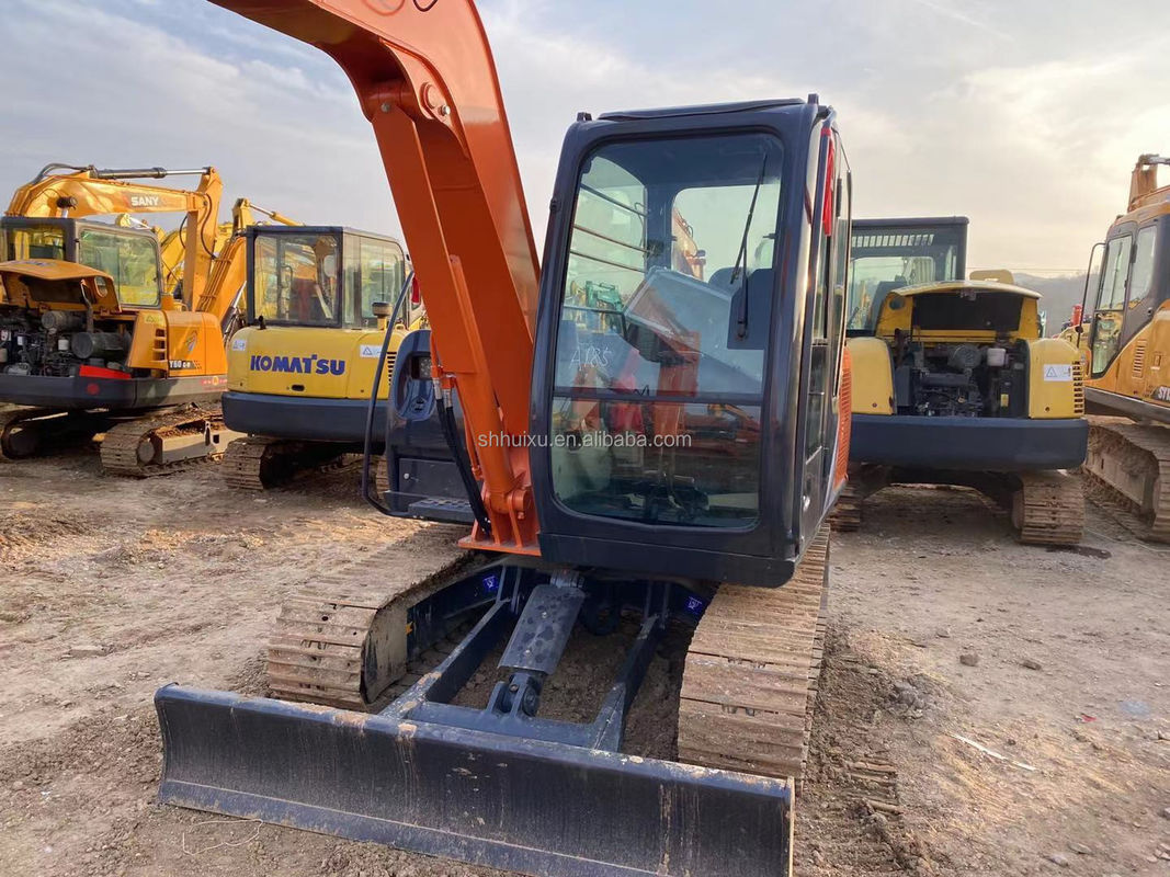 Hitachi stokta kullanılmış hitachi mini kazıcı zx60 japan 2019 yılı/İkinci el Küçük Crawler kazıcı iyi durumda HITACHI 60