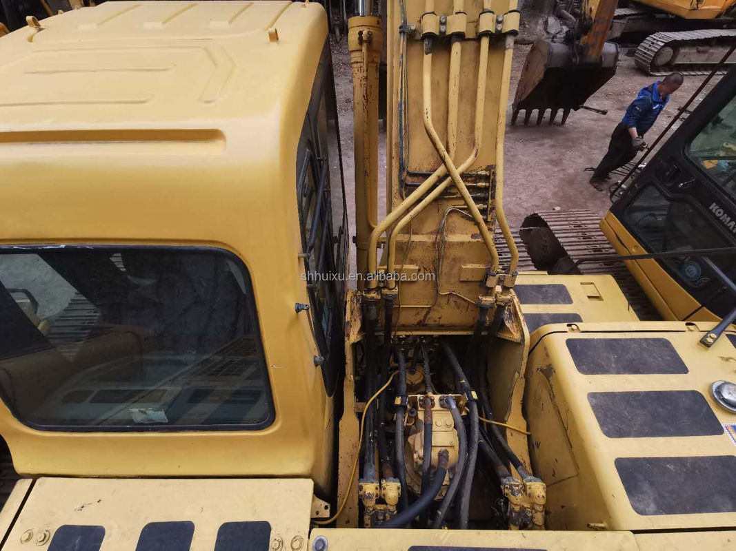 Komatsu Sıcak satış kullanılmış Komatsu PC230 sürünen kazıcı ikinci el kazma makinesi satılıyor Komatsu kazıcı