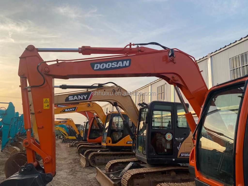 Kore kökenli kullanılmış mini kazıcı Doosan75 kaliteli inşaat makinesi/İkinci el hidrolik sürünen kazıcı DOOSAN75 sıcak satış