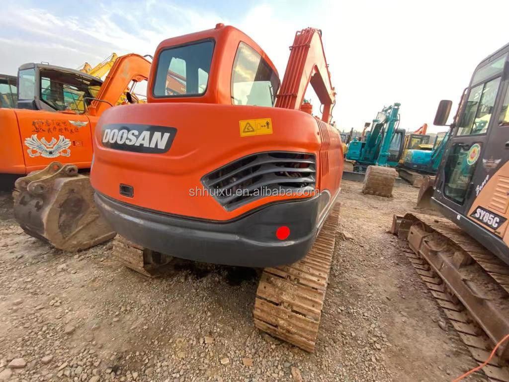 Kore kökenli kullanılmış mini kazıcı Doosan75 kaliteli inşaat makinesi/İkinci el hidrolik sürünen kazıcı DOOSAN75 sıcak satış
