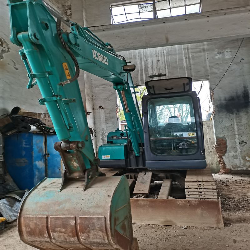 Gerçek çekim % 90 Yeni Orijinal Japonya Kullanılmış KOBELCO SK 75 sürünen kazıcı Satılık Kullanılmış KOBELCO 75 Japon Teknolojisi kazıcı