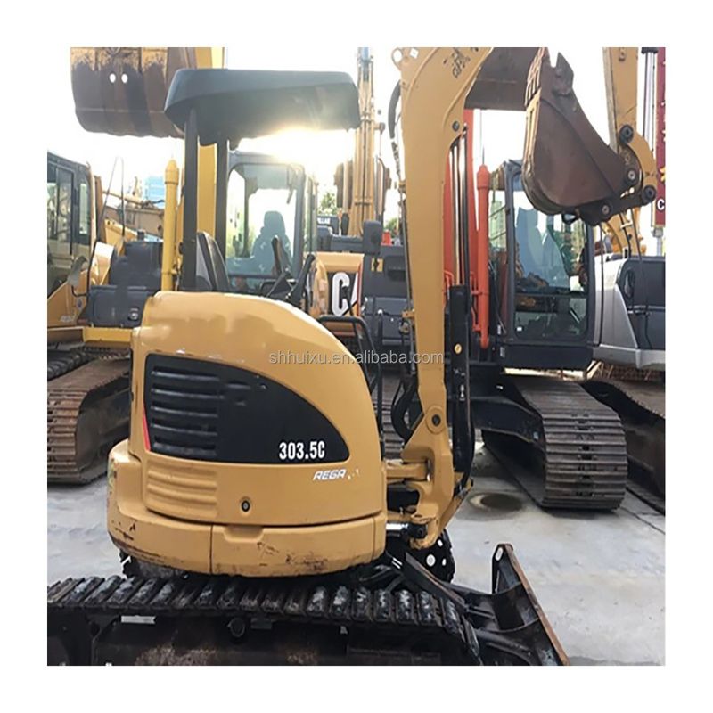 Kaliteli kullanılmış hidrolik mini kazıcı CAT303.5 İkinci el küçük sürünen tırtıl kazıcı satılıyor