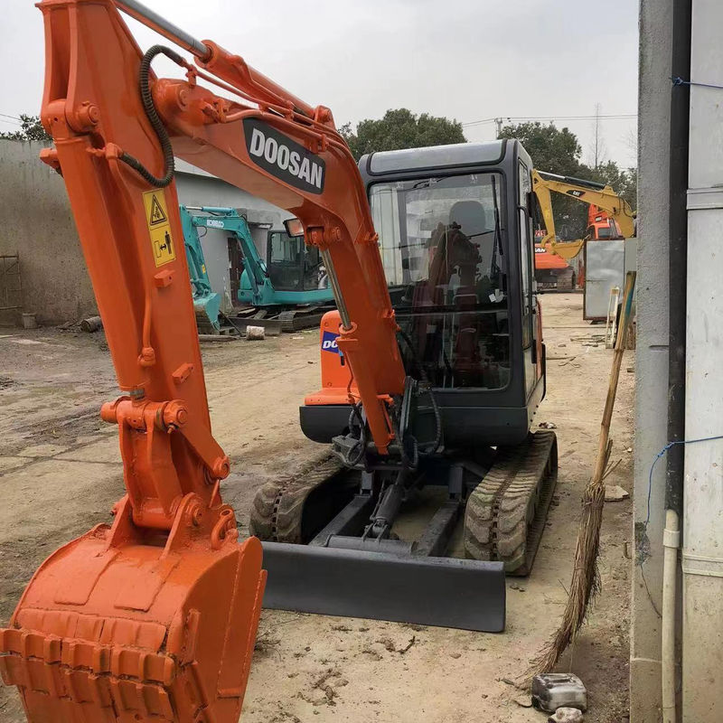 Satılık kullanılmış orijinal Doosan Dh35 Yüksek Performanslı Dh35-7 Hidrolik Japon Kazı makinesi 3 Ton