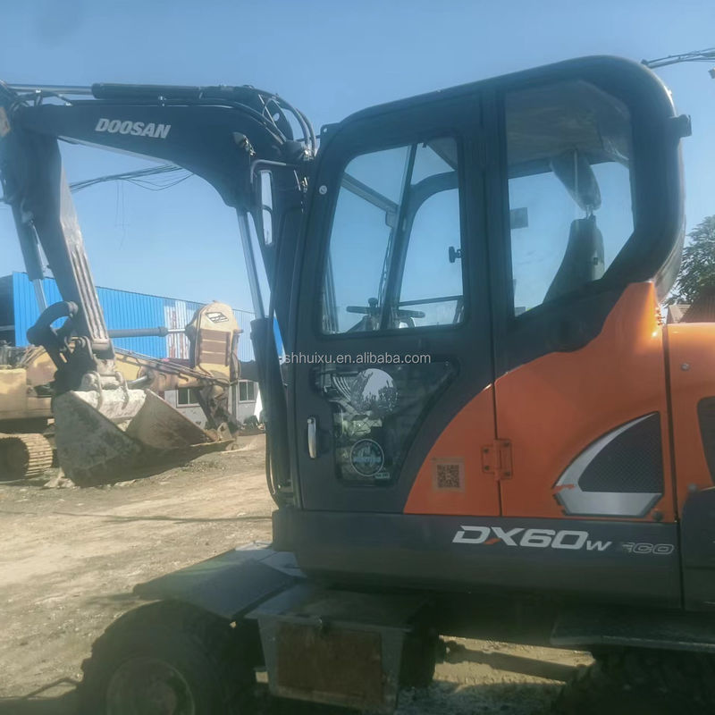 Doosan sıcak satış Kullanılmış doosan dh60-7 sürünen kazıcı/kullanılmış mini kazıcı Doosan DX60W Ucuz fiyat