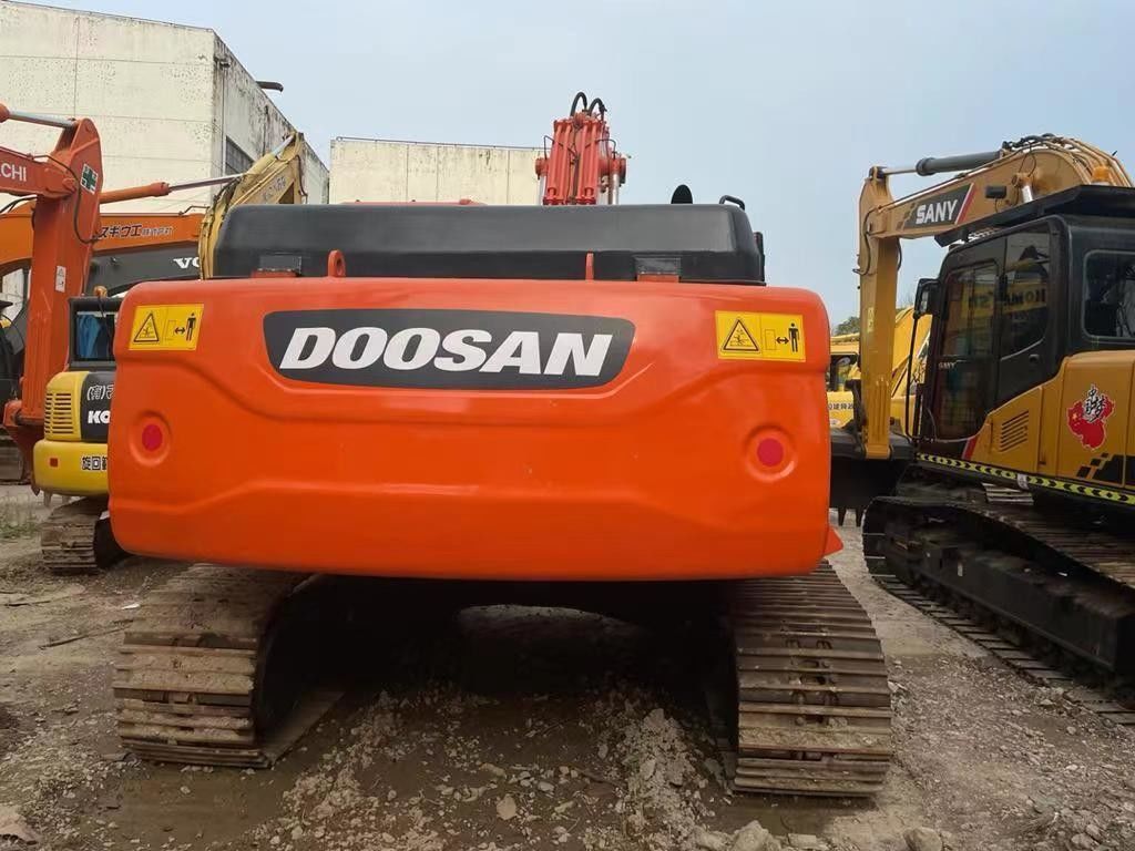 kullanılmış Doosan DX300 ekskavatörü Doosan ikinci el DX300LC DX225 DH225 kullanılmış ekskavatörü düşük fiyatlı iyi durumda