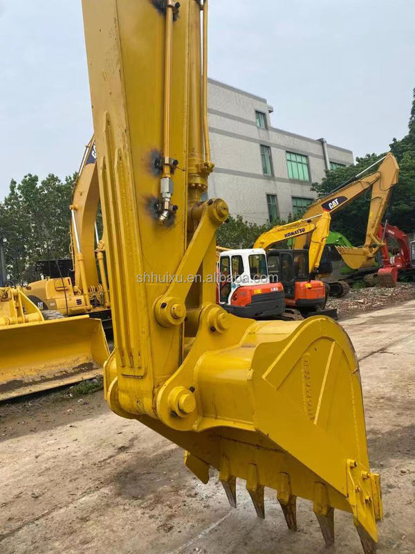 Komatsu İkinci el hidrolik sürünen kazma makinesi iyi kalite kullanılmış kazma makinesi Japonya kökenli kullanılmış komatsu pc200-8 kazma makinesi Komatsu kazma makinesi