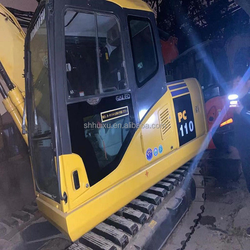 Komatsu Hidrolik sürünen kazıcı Kullanılmış Komatsu PC110 ikinci el Japon kazma makinesi Komatsu kazıcı