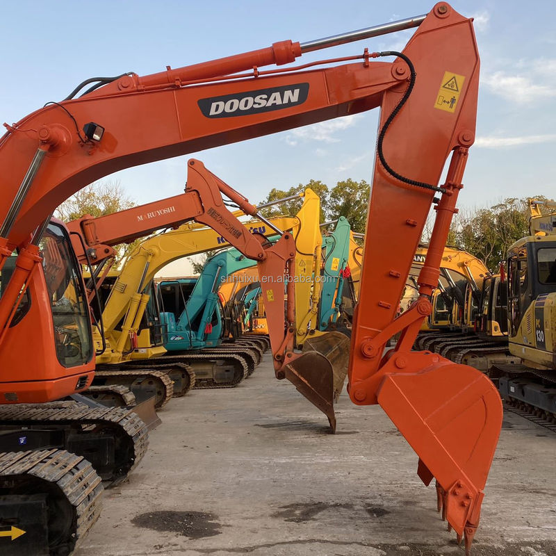 Doosan sıcak satış kullanılmış ikinci el kaliteli Doosan kazıcı DH150 Lc-7 çalışmaya hazır 15ton Doosan Dh150 kazıcı sıcak satış için