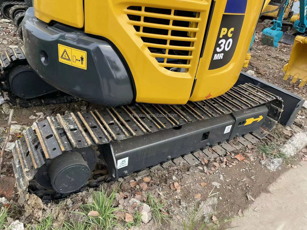 Kullanılmış hidrolik sürünen ekskavatör komatsu30, ikinci el ekskavatör KOMATSU30 ucuz fiyatla satıIıyor.
