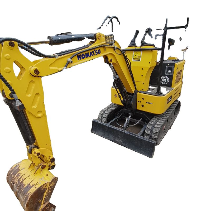 Komatsu KOMATSU PC15 ikinci el hidrolik sürünen kazıcı Japonya kökeni Ucuz fiyat Kullanılmış mini kazıcı Güzel kalite Komatsu kazıcı