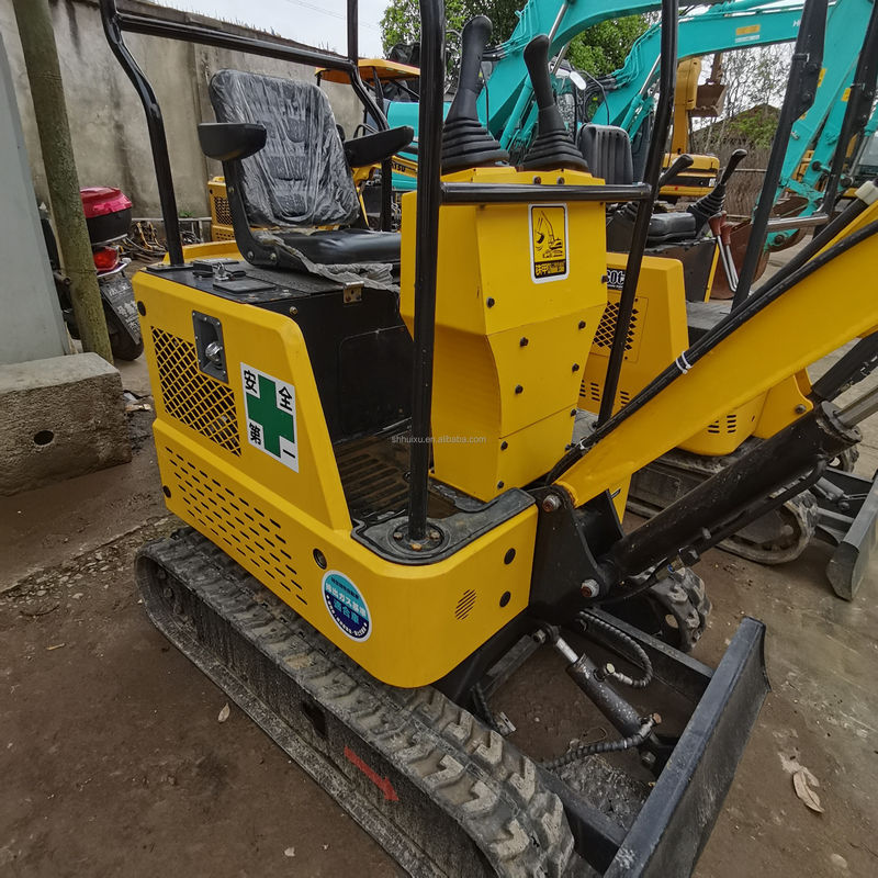 Komatsu KOMATSU PC15 ikinci el hidrolik sürünen kazıcı Japonya kökeni Ucuz fiyat Kullanılmış mini kazıcı Güzel kalite Komatsu kazıcı