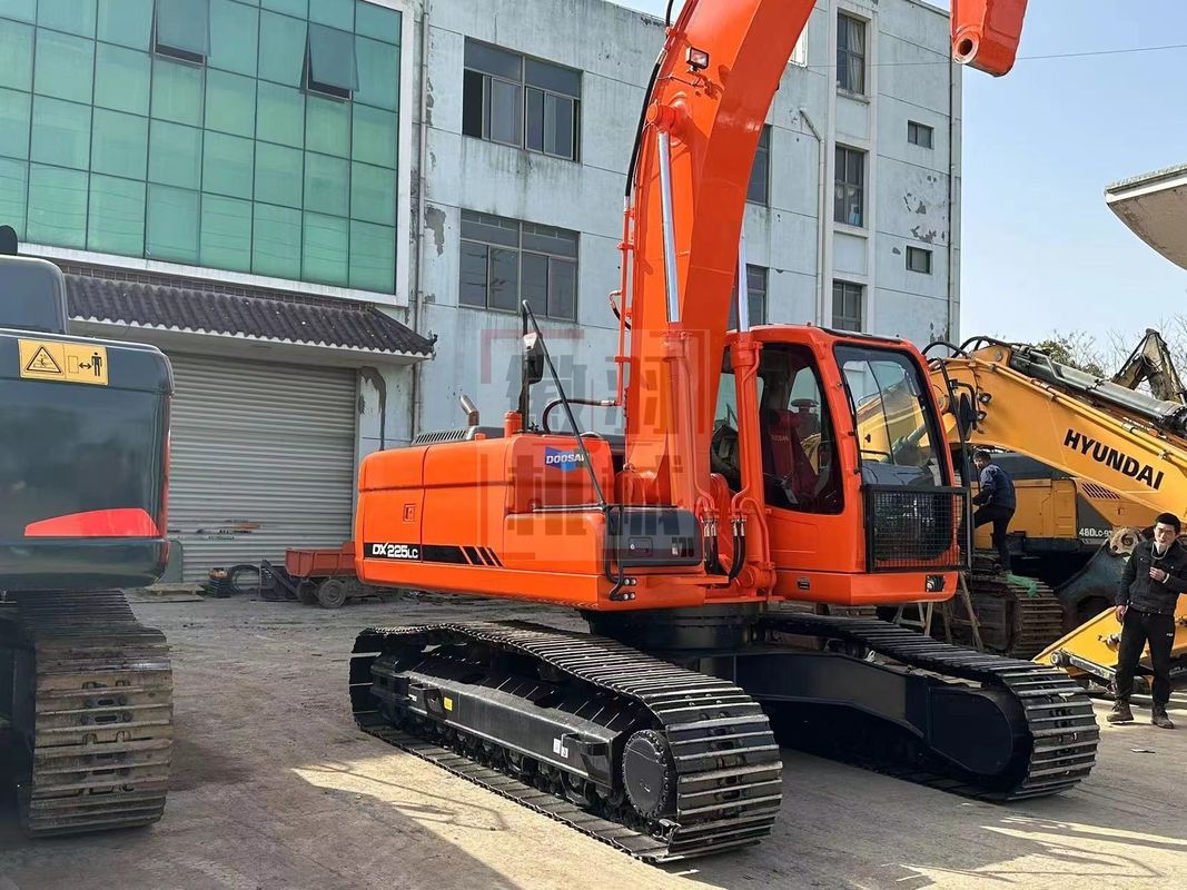 Yüksek Kalite orijinal Kullanılmış Ekskavatör Doosan Dh60 Dh75 Dh80 Doosan DX500LC DX300 DX220 DX225 Satılık Kullanılmış Ekskavatör