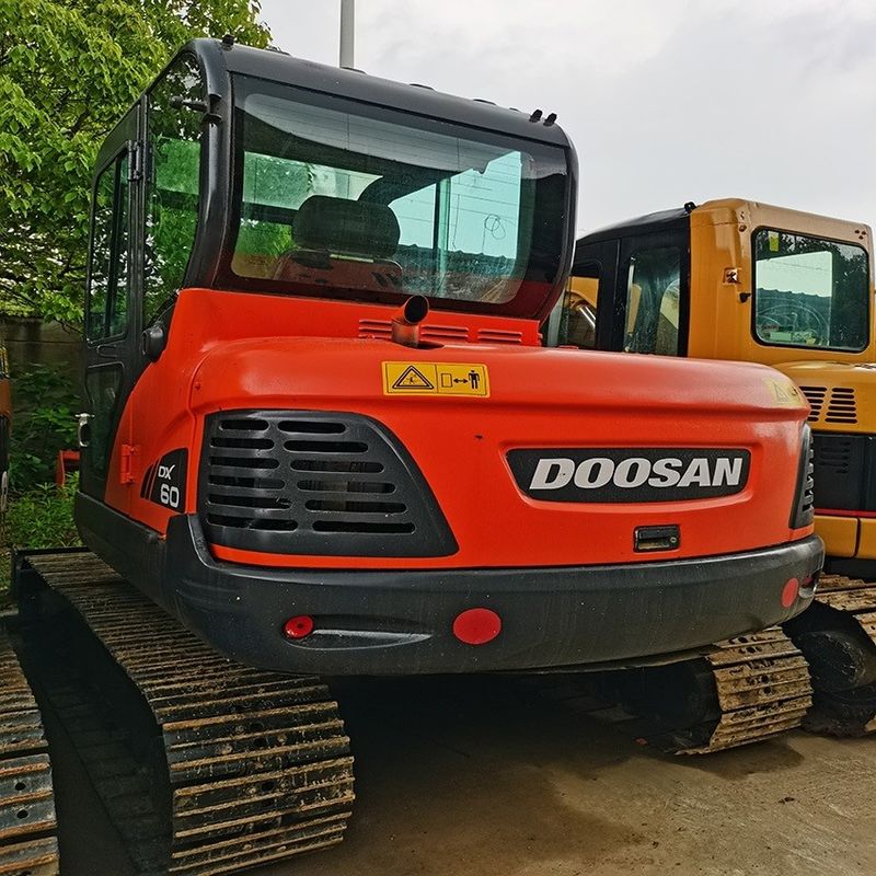 Doosan sıcak satış İyi satış Kullanılmış kazıcı Doosan DX60W tekerlekli kazıcı makinesi