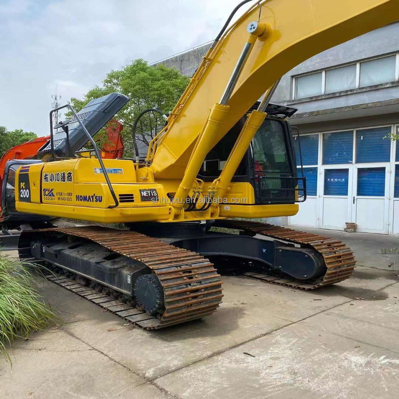 Komatsu İkinci el Hidrolik Japonya kökenli Komatsu PC200-8 sürünen kazma makinesi İyi kaliteli kullanılmış kazma makinesi Komatsu kazma makinesi