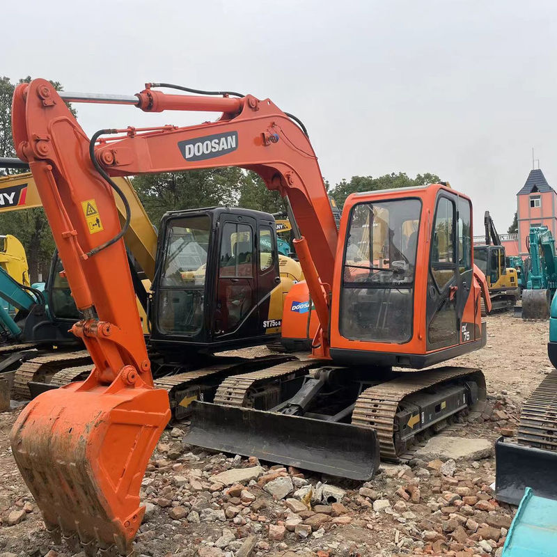 Kullanılmış mini kazıcı Doosan DX75 küçük kazıcı kullanılmış makineler 6 ton el toprak kazıcı küçük kazıcı