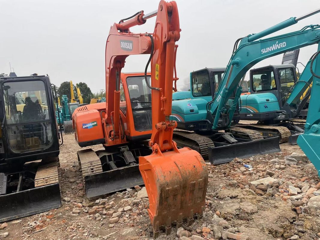 Kullanılmış mini kazıcı Doosan DX75 küçük kazıcı kullanılmış makineler 6 ton el toprak kazıcı küçük kazıcı