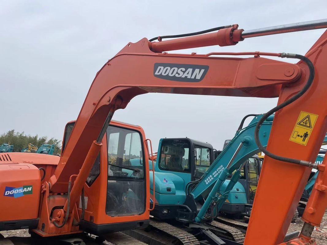 Kullanılmış mini kazıcı Doosan DX75 küçük kazıcı kullanılmış makineler 6 ton el toprak kazıcı küçük kazıcı