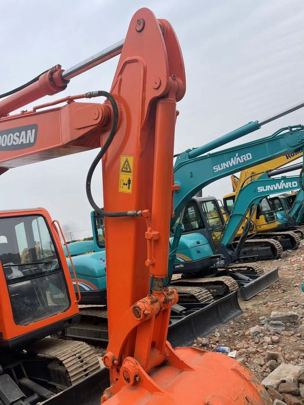 Kullanılmış makineler Doosan DX75 küçük kazıcı kullanılmış lastik pist mini kazıcılar kazı el