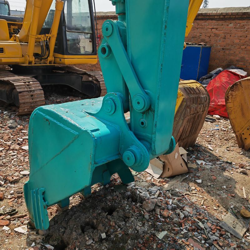 0.7m3 kova kapasitesi 13 Ton Mavi renk ikinci el kazıcı Kobelco Sk 135