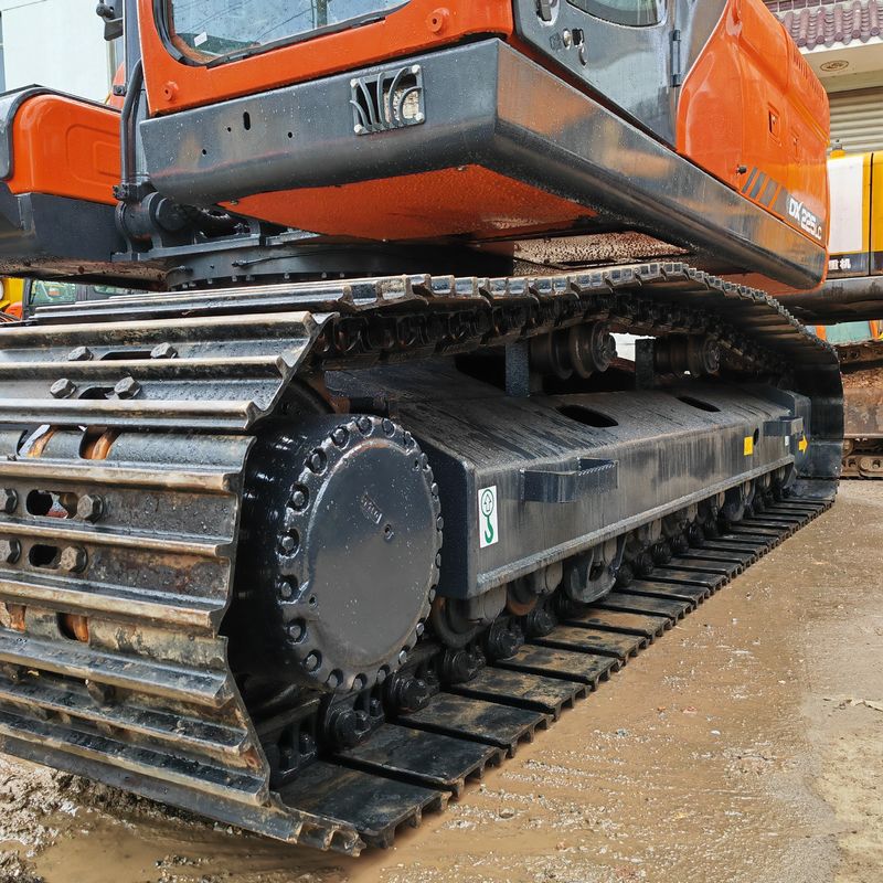 25 tonluk sürünen kullanılmış kazık makinesi doosan dx225 satışta ikinci el sürünen kazık makinesi doosan 225 satışta