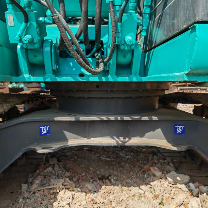 13 Ton Kullanılmış Kobelco Kazı Makinesi Kobelco 135 İkinci El Kazı Makinesi 0.7m3