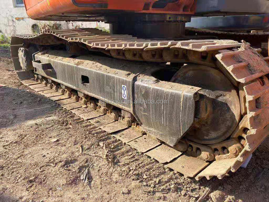 Hitachi stokta En çok satan Hitachi EX120 ikinci el Hidrolik sürünen kazıcı/kullanılmış kazma makinesi Hitachi EX120 Ucuz fiyat