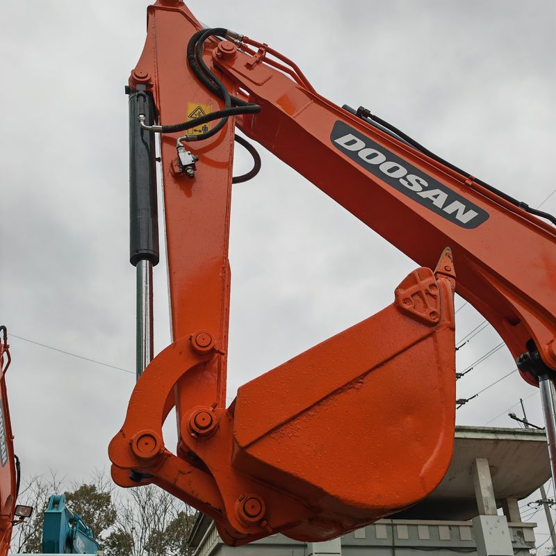 5.5 Ton Mini Kullanılmış Doosan Dx55 Kullanılmış Ekskavatör 0.75m3 kova Kapasitesi
