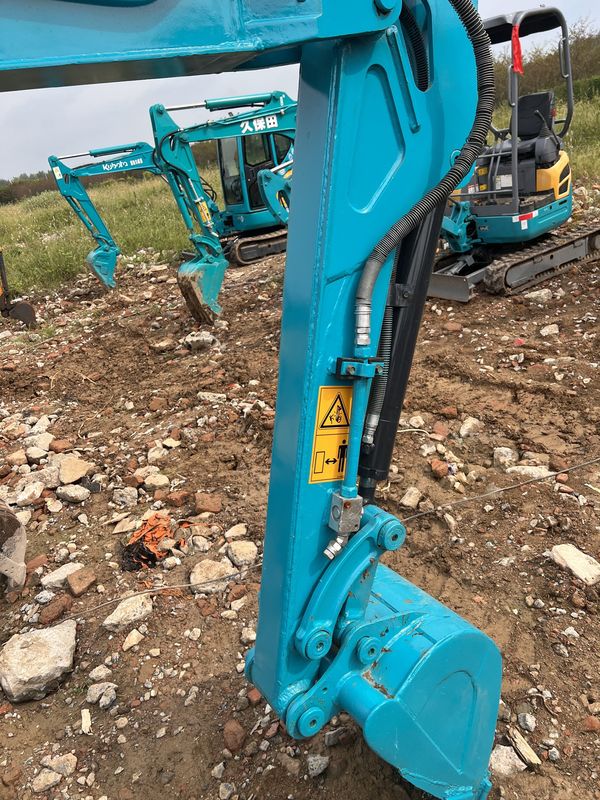 8.5t kullanılmış Kubota 185 orijinal hidrolik sürünen kazıkçı/icari Kubota 185 orijinal hidrolik sürünen kazıkçı