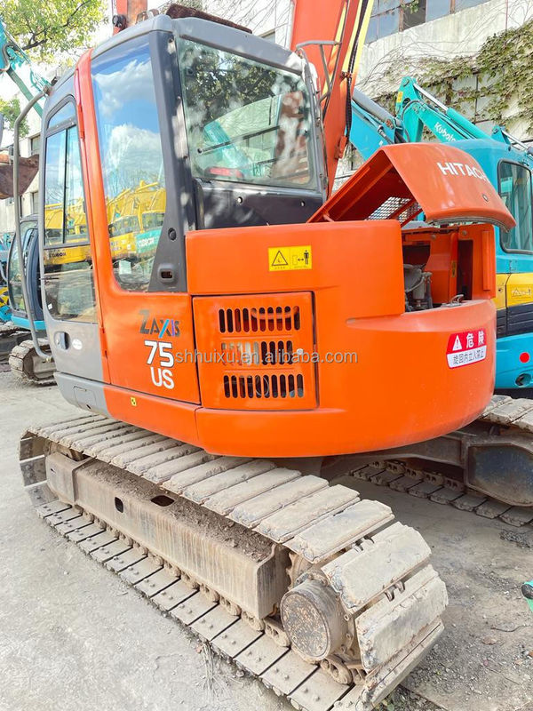 Hitachi stokta Japonya kökenli Hitachi ZX75 İkinci el hidrolik sürünen kazıcı/kullanılmış mini kazıcı Hitachi ZX75 iyi kalite Ucuz fiyat