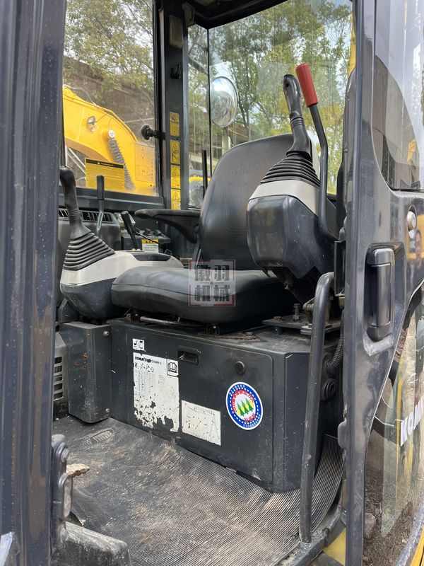 En kaliteli Komatsu PC55mr PC35 PC40 PC50 PC56 PC60 kullanılmış Mini Excavator toprak makineleri iyi durumda
