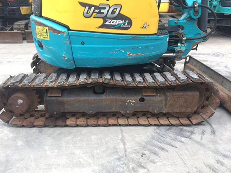 İkinci el hidrolik sürünen kazıcı Kubota30 Yüksek kaliteli/kullanılmış mini kazıcı Kubota30 Japonya kökenli ucuz fiyat