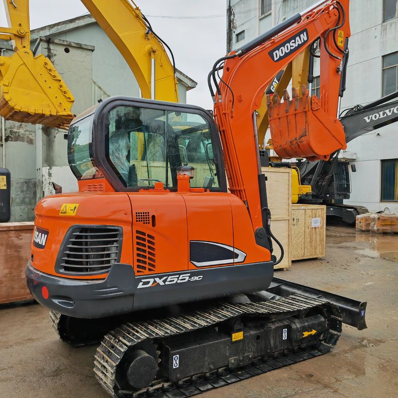 Kullanılmış Doosan Mini Excavator Dx55 İkinci El Mini Digger Orijinal Renk