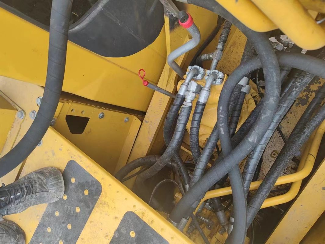 25.6TON Kullanılmış komatsu PC 200 ekskavatörü /Neredeyse yeni / ikinci el komatsu PC 200-5 orta ekskavatörü