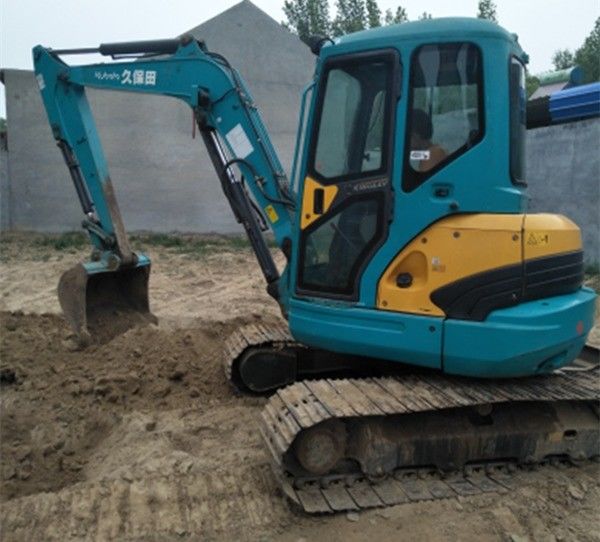 Kullanılmış Kubota Mini ekskavatör orijinal ikinci el küçük ekskavatör Kubota 161 satışta