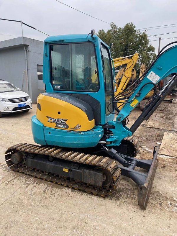 Kullanılmış Kubota U35S Mini ekskavatör mini 3.5 ton kullanılmış ekskavatör mini Japon'da orijinal sürünen ekskavatör
