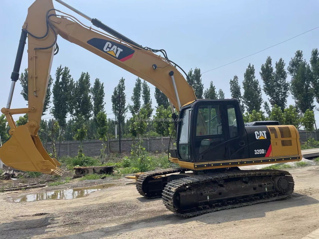İkinci el kaliteli kazma makinesi Cat320D Japonya kökenli stokta EPA Caterpillar ile kullanılan tırtıl kazıcı