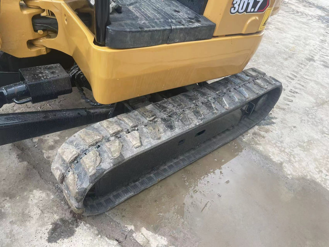 fabrika fiyatı CAT kullanılmış mini sürünen kazma makinesi 301.7 aile çiftliğine Kullanım