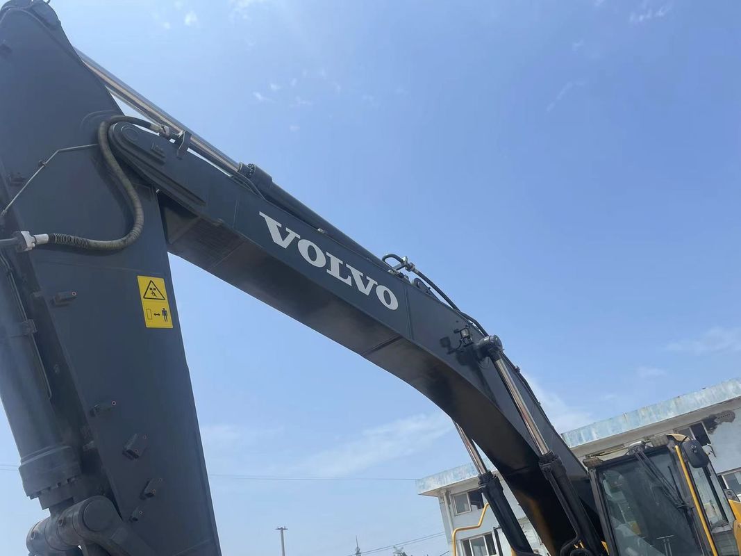 Satış için düşük fiyatlı kullanılmış VOLVO 480 Kazı makinesi stokta/Yüksek kaliteli ağır inşaat makineleri