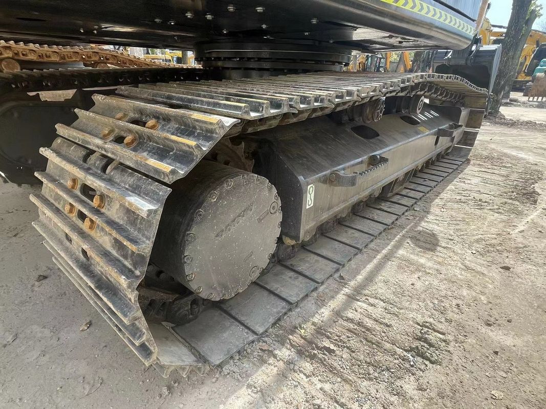21000kg Kullanılmış Hidrolik Gezgin Kazıcı İkinci El Volvo Ec210 1.1m3 kova Kapasitesi