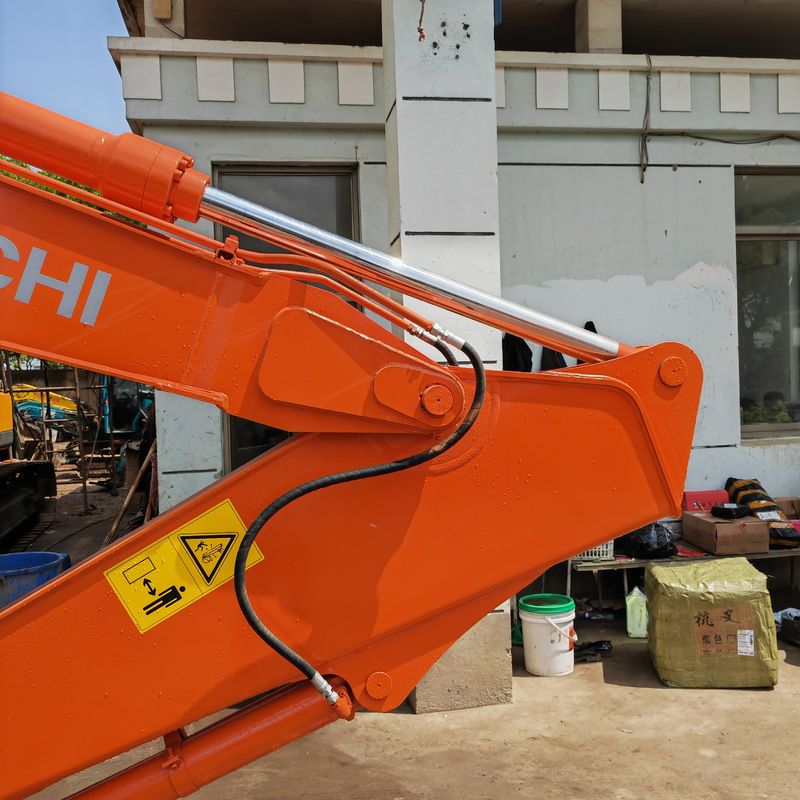 Hitachi stokta % 90 ikinci el Hitachi zx135/kullanılmış sürünen kazıcı Hitachi zx135 satılıyor